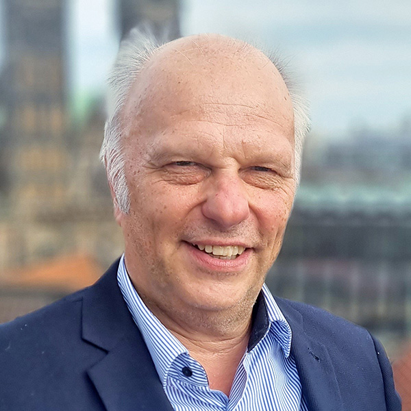 Dr. Andreas Schmidt